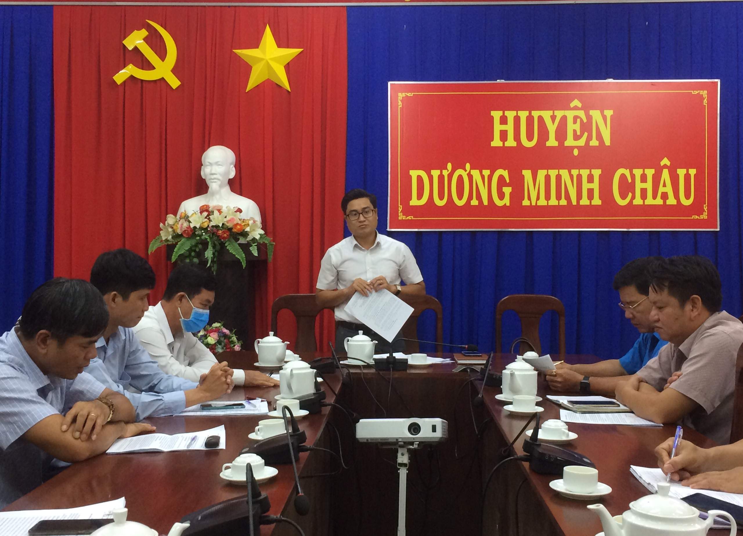 Huyện Dương Minh Châu giám sát việc thực hiện Quy chế phối hợp giải quyết thủ tục hành chính đối với lĩnh vực đất đai